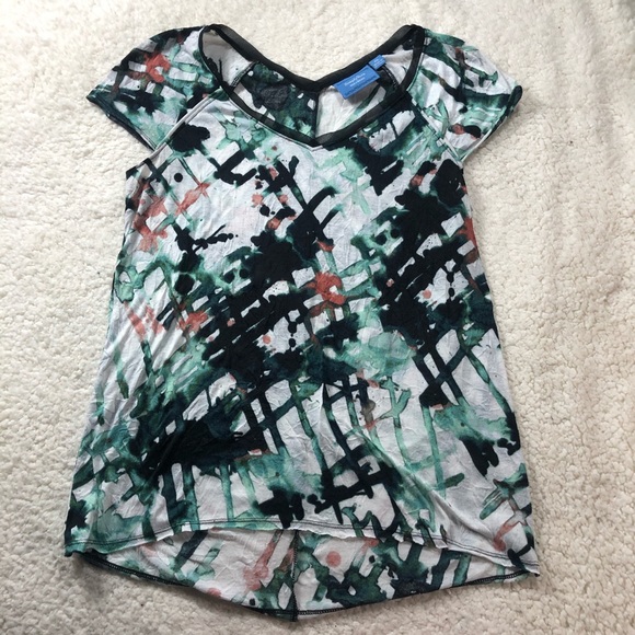 Simply Vera by Vera Wang 📌size Xs green orange & black shirt sleeve vneck shirt - Picture 2 of 4